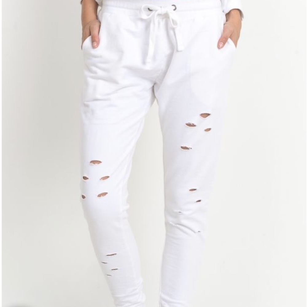 *Sale* White distressed joggers